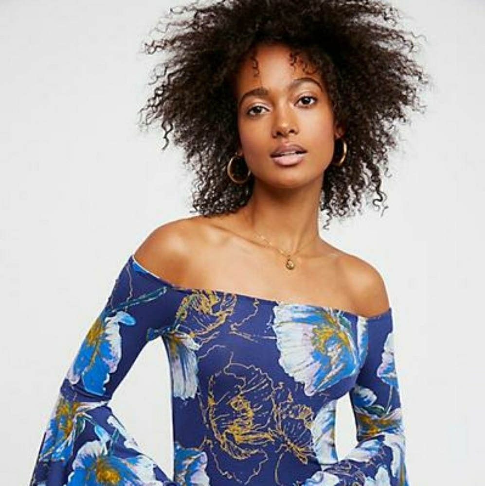 FREE PEOPLE - LADIES TRUMPET SLEEVE TOP, Size M - Trending Womens Tops, Spring - Picture 3 of 3